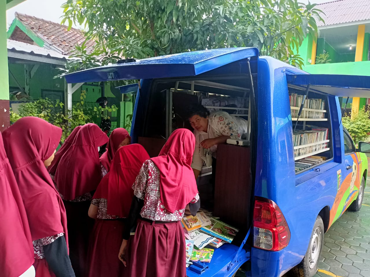 Layanan Perpustakaan Keliling ke SDN 1 Pesawahan Telukbetung Selatan